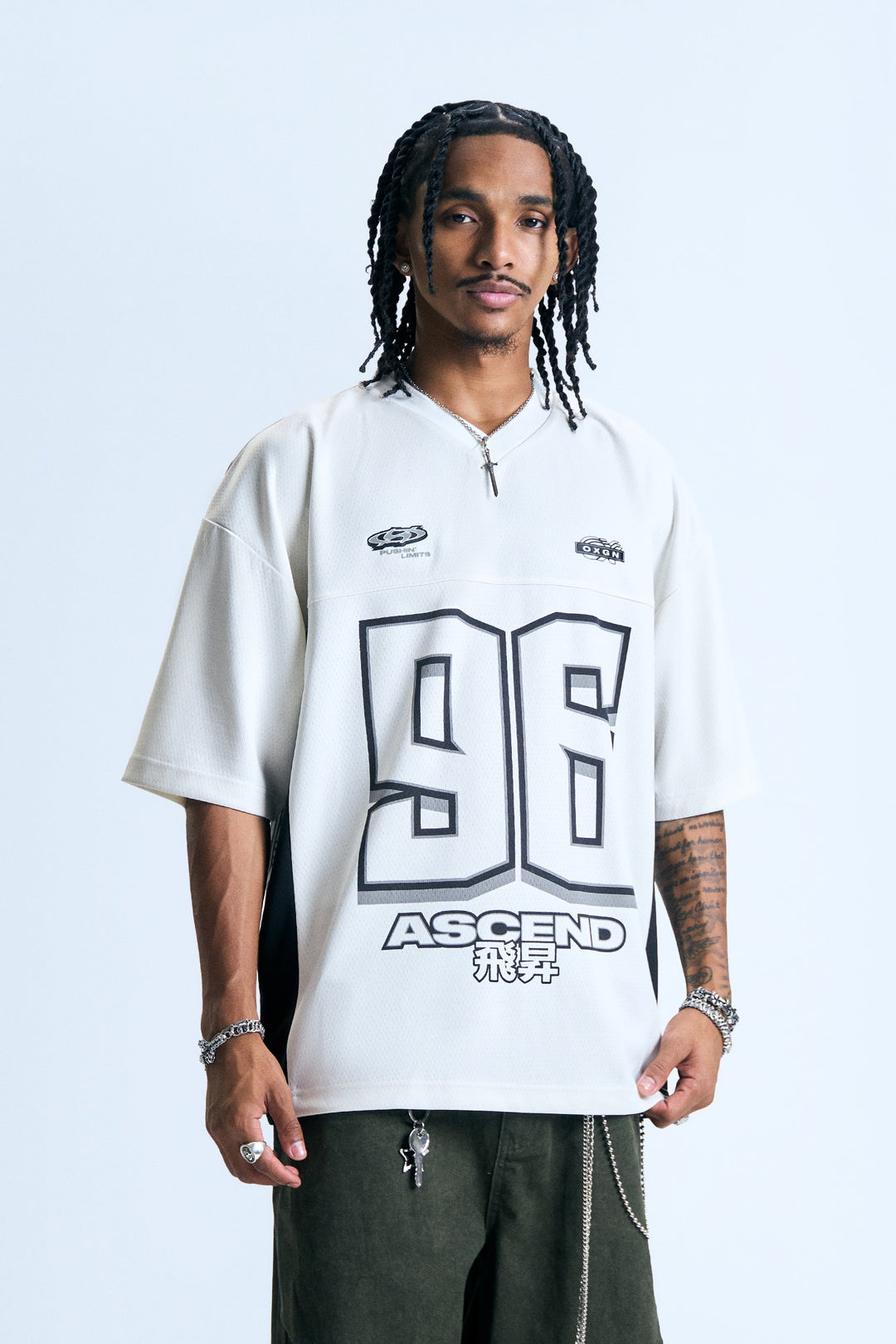 995276-Off White (2).jpg