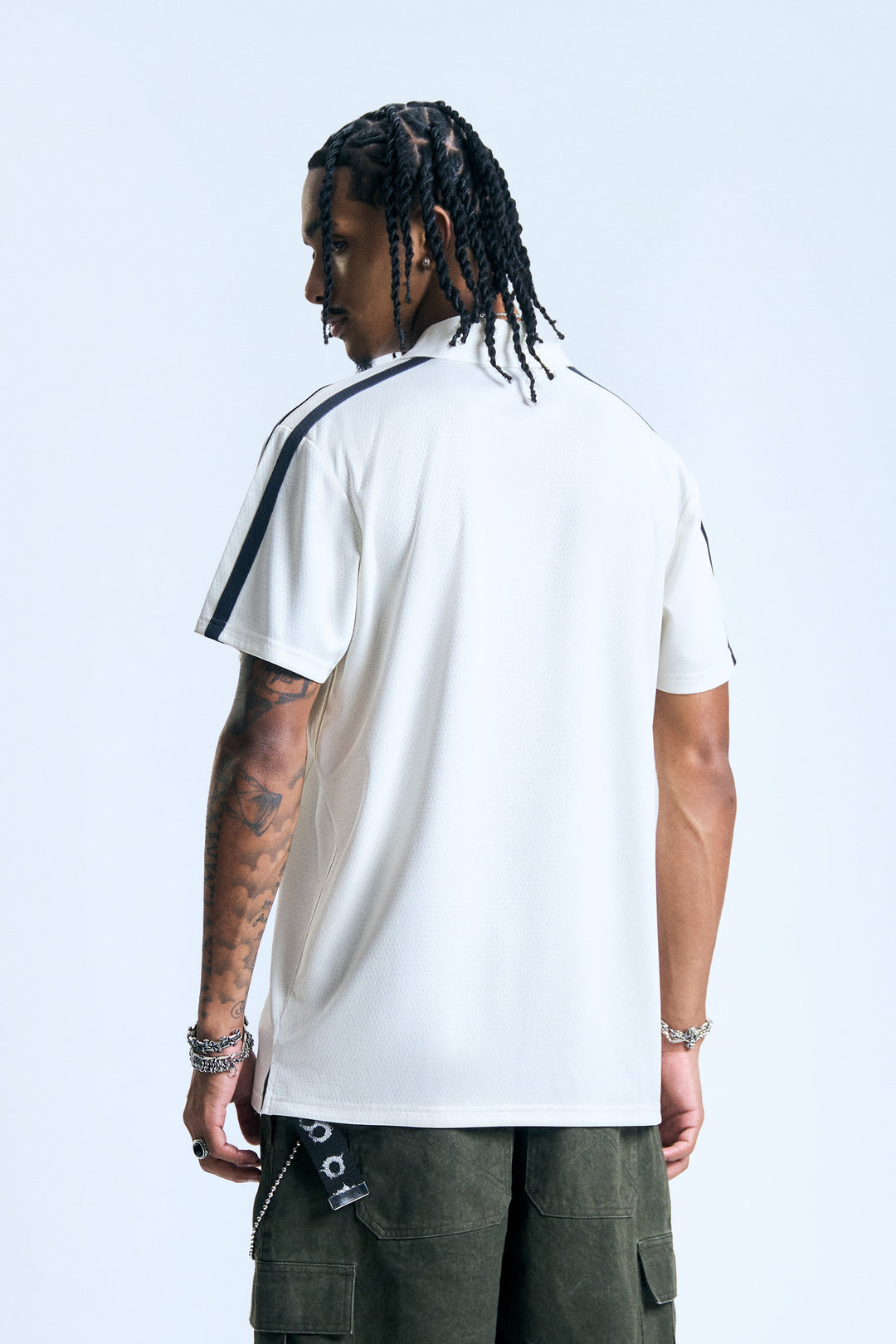 995459-Off White (3).jpg