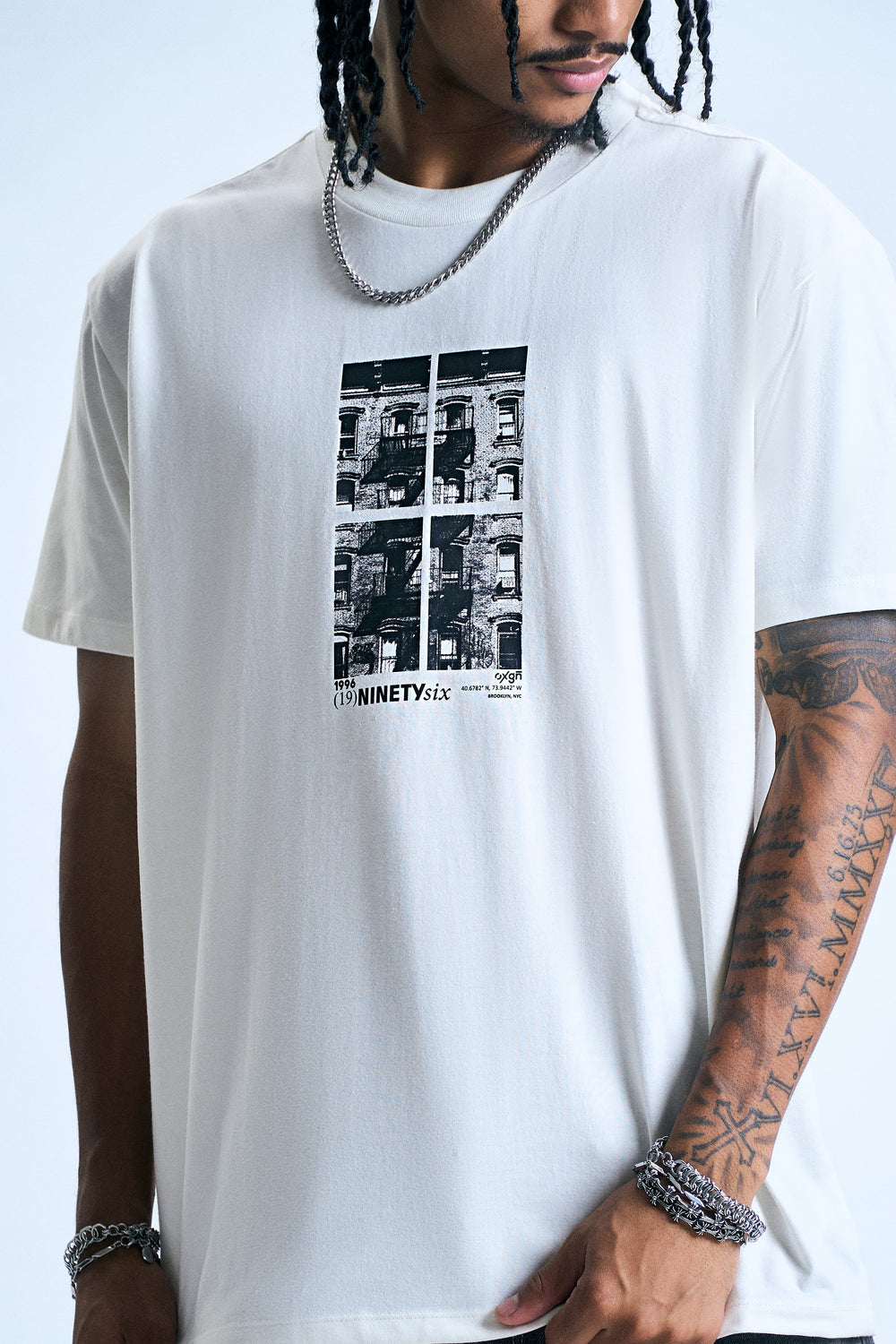 995490-Off White (3).jpg