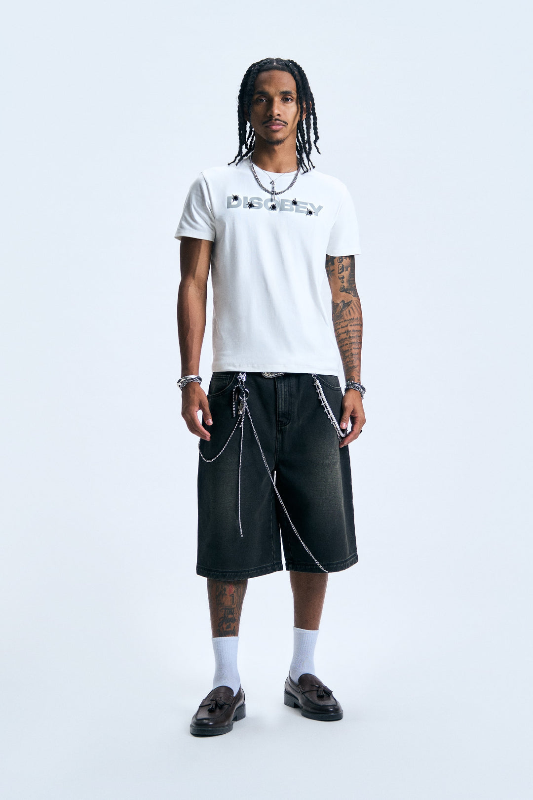 995901-Off White (1).jpg