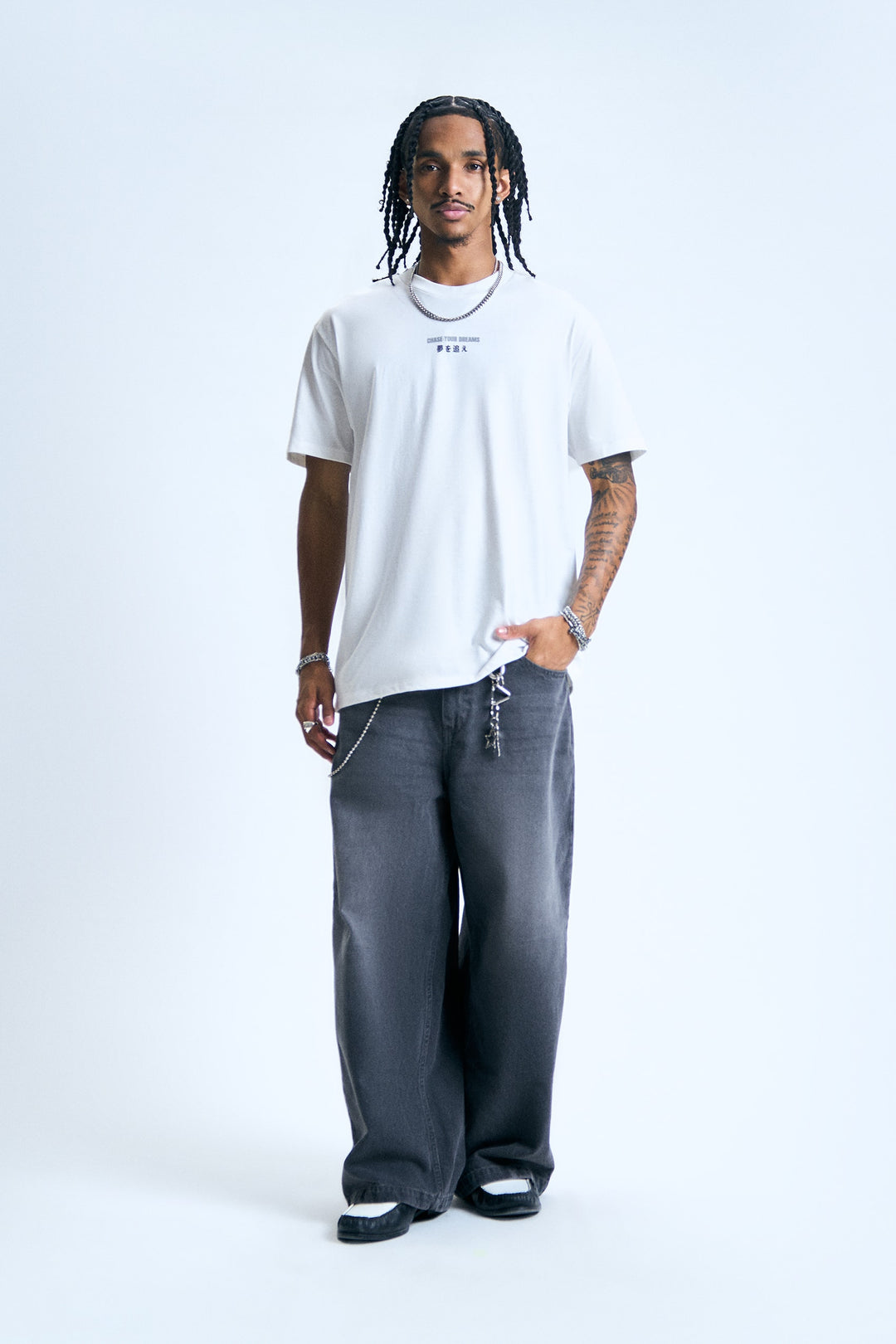 995972-Off White (1).jpg