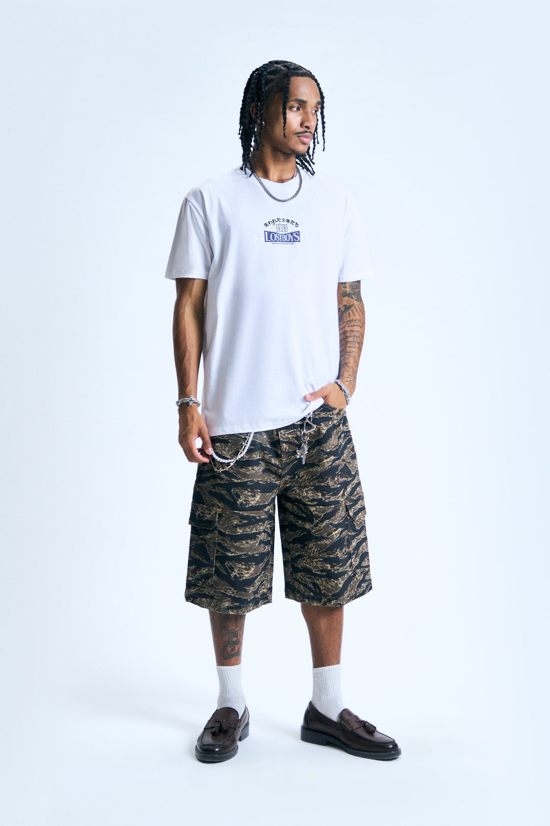 996015-Off White (1).jpg