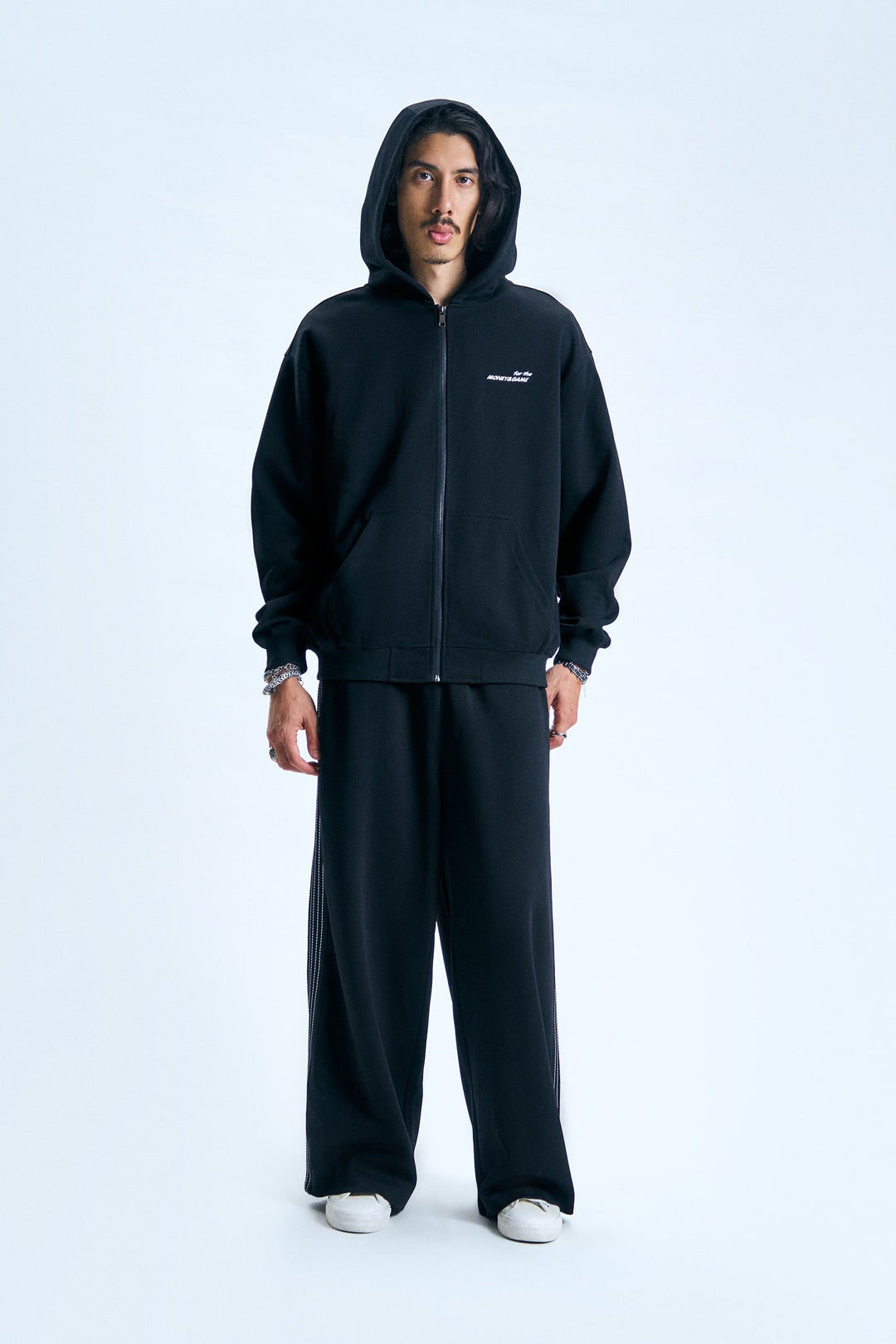 996065-Black (4).jpg