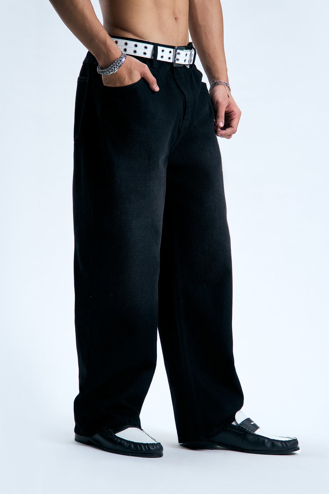 Straight Jeans