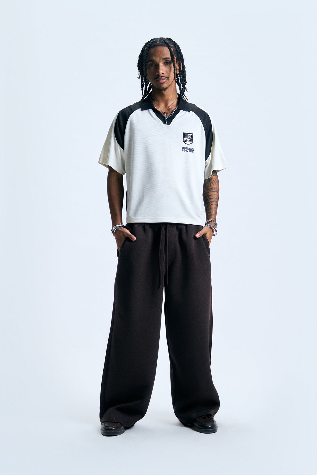 996837-Off White (1).jpg