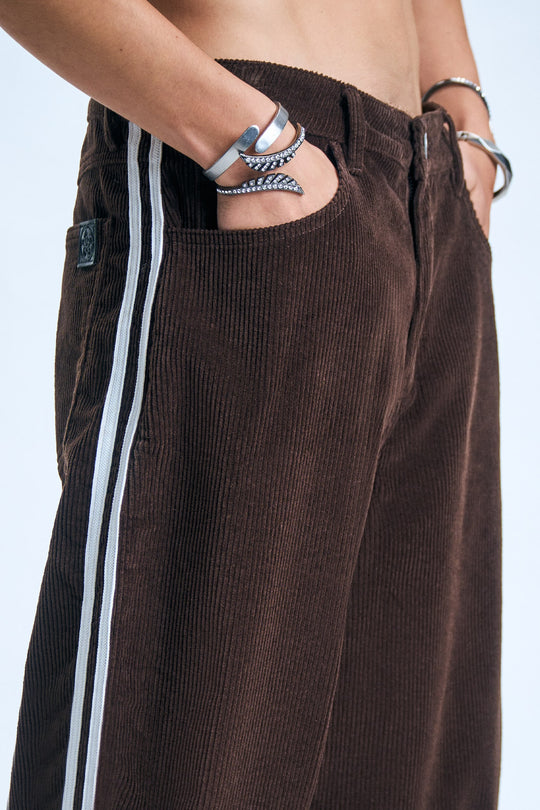 997071-Deep Brown (4).jpg