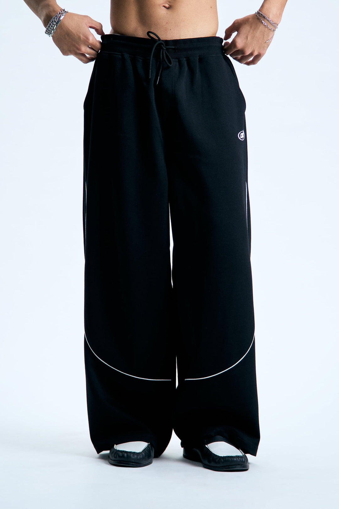 997437-Black (2).jpg