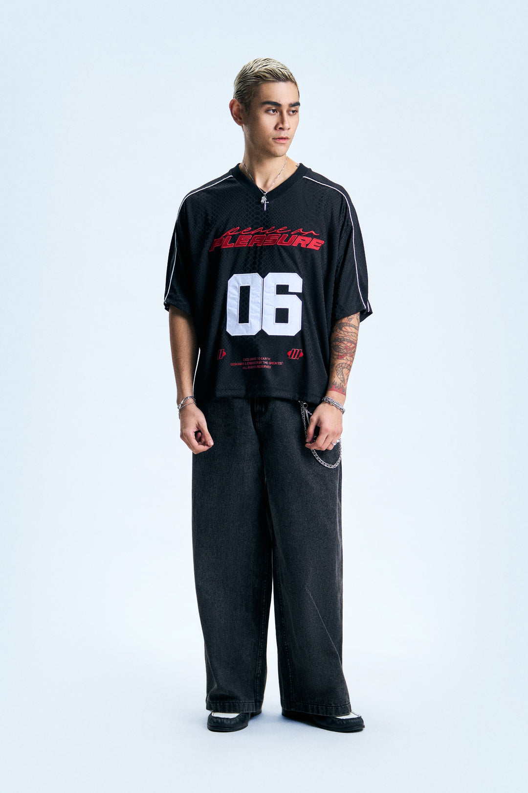 997936-Black (1).jpg
