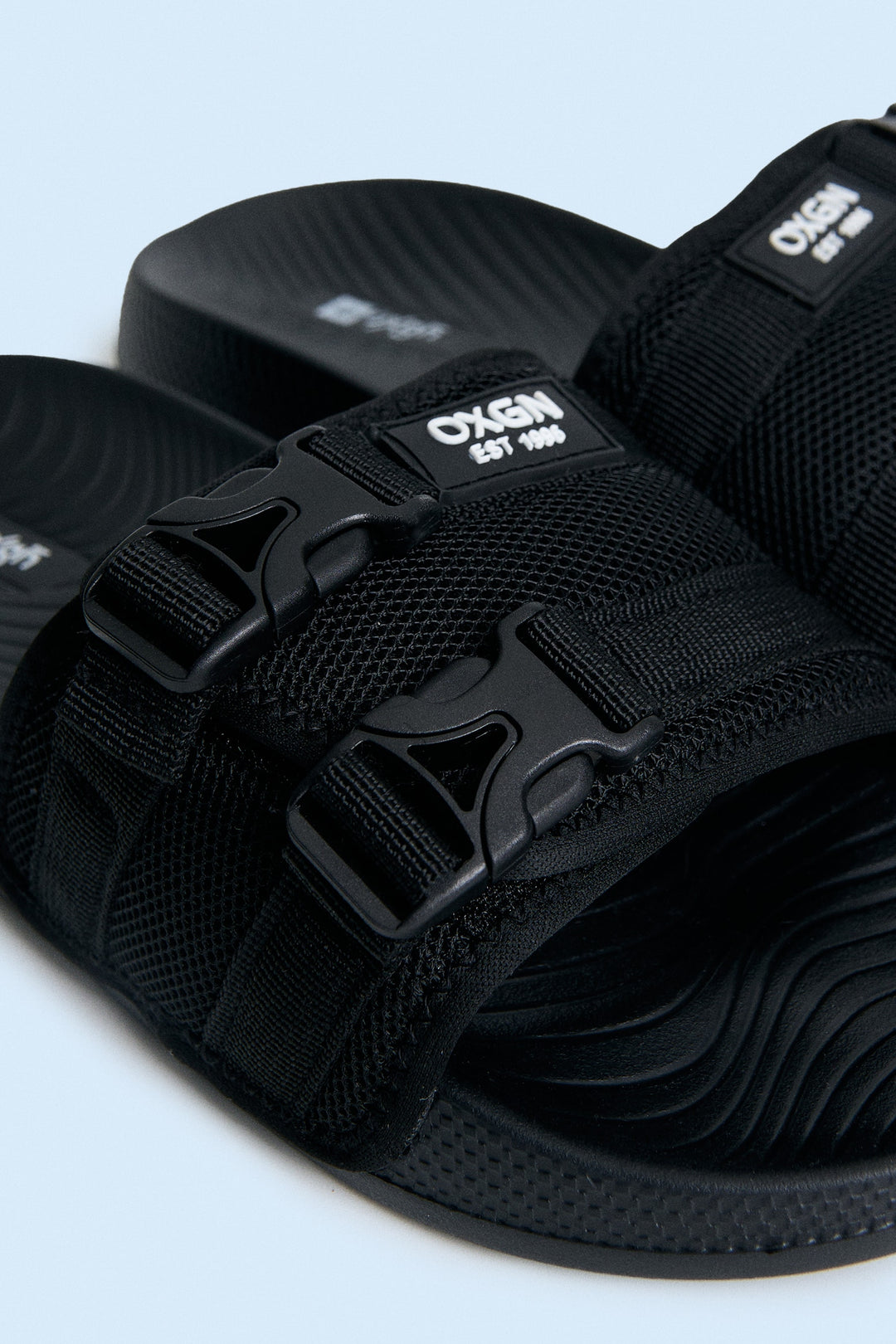 998013-Black (1).jpg