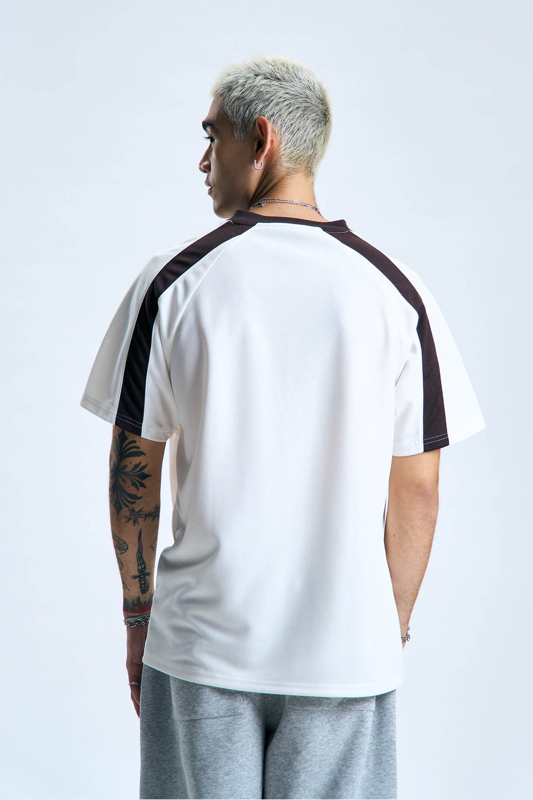 998338-Off White (1).jpg
