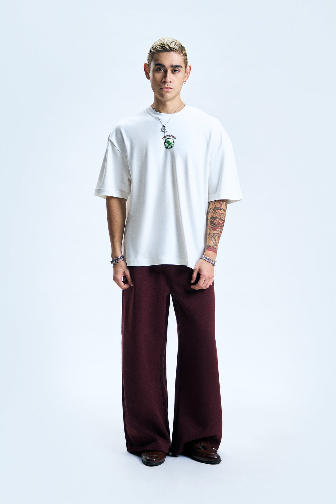 998912-Off White (1).jpg