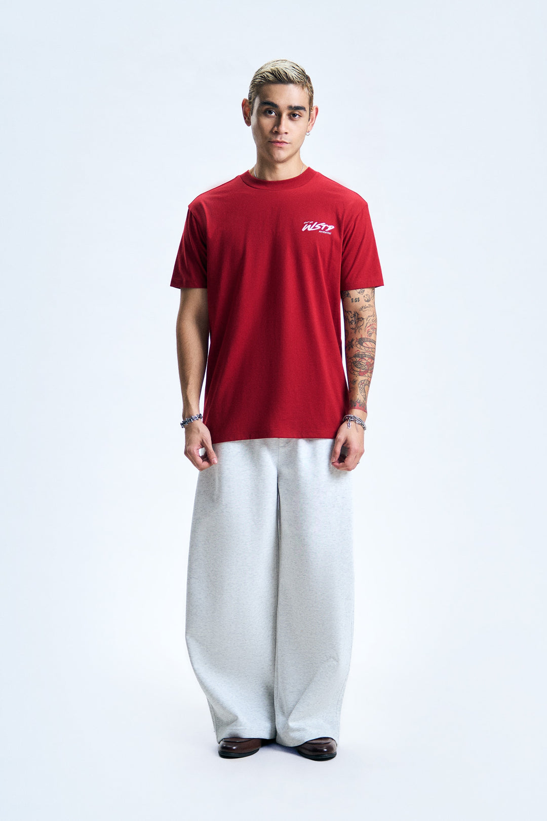 999251-Red (1).jpg