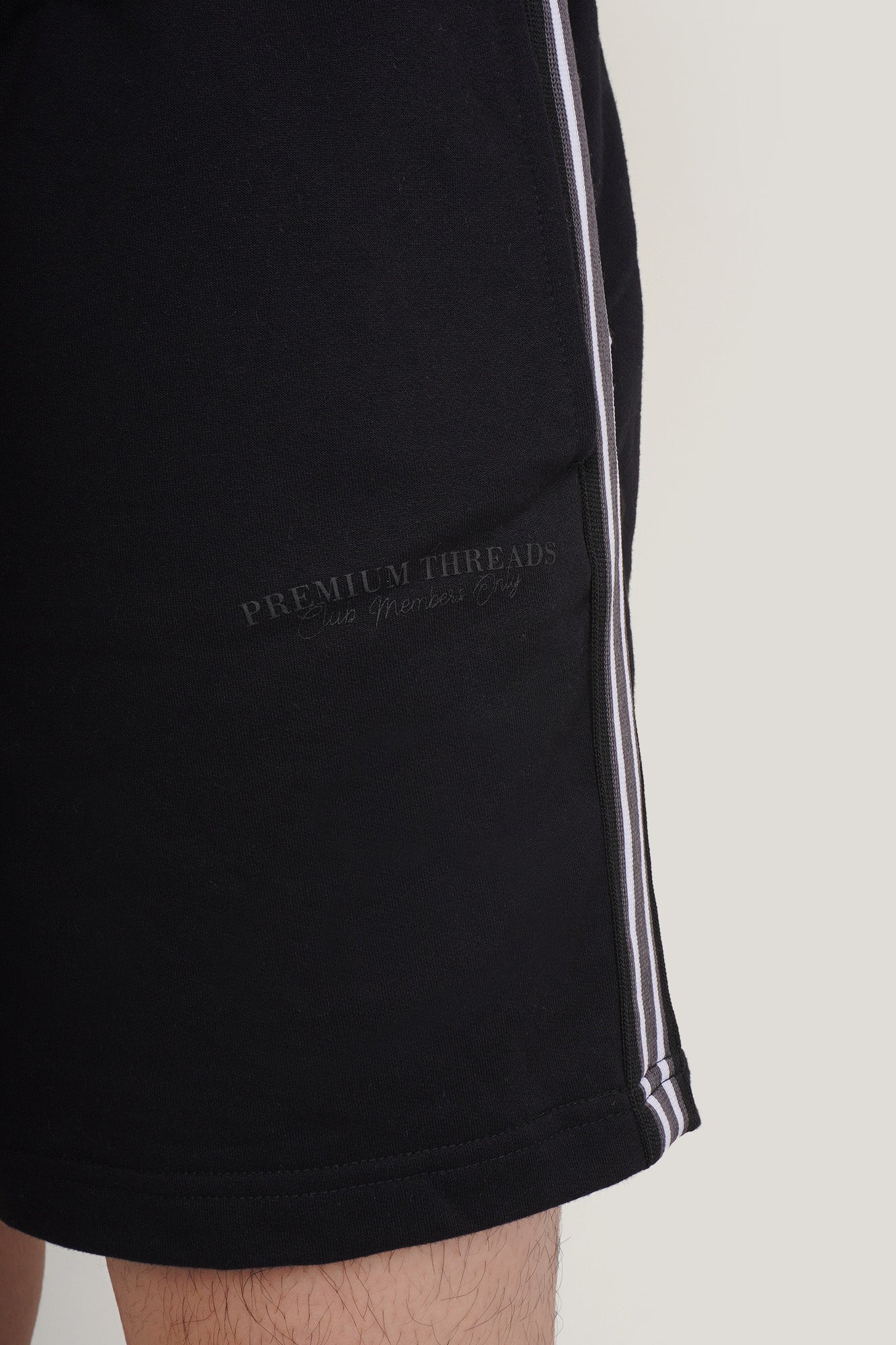 963035-Black-4.jpg