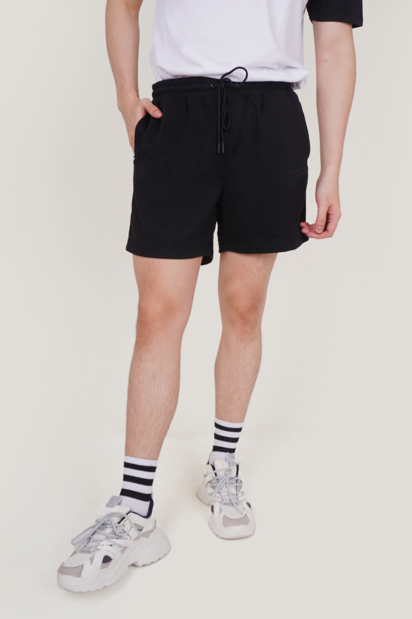 963035-Black-7.jpg