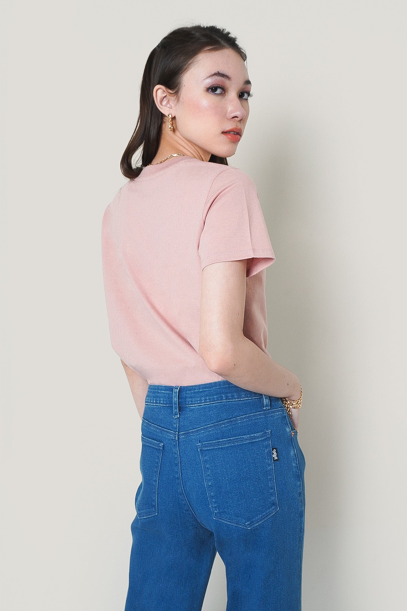963528-Blush-2.jpg
