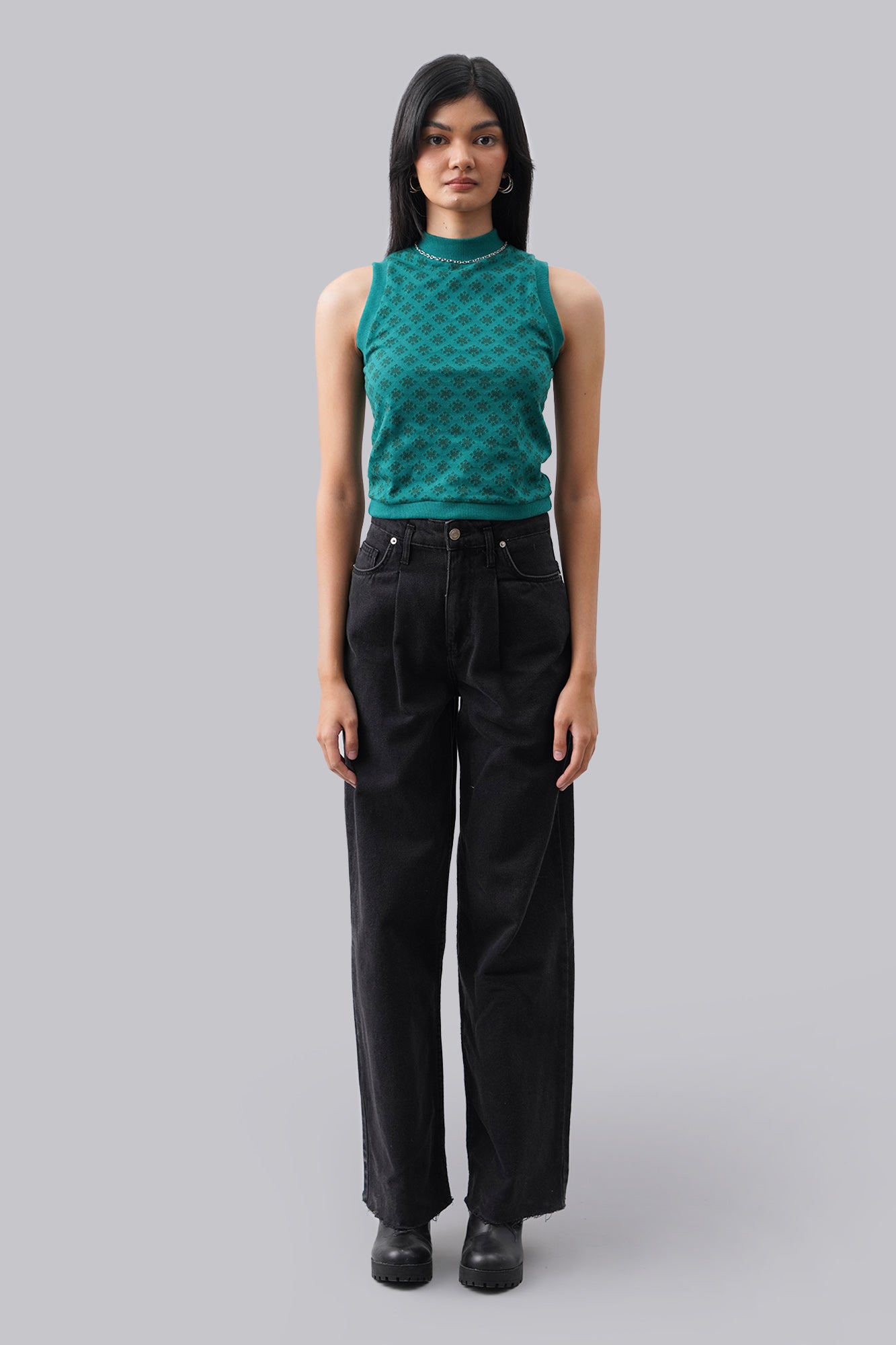 Jacquard All Over Print Turtle Neck Sleeveless Cropped Top