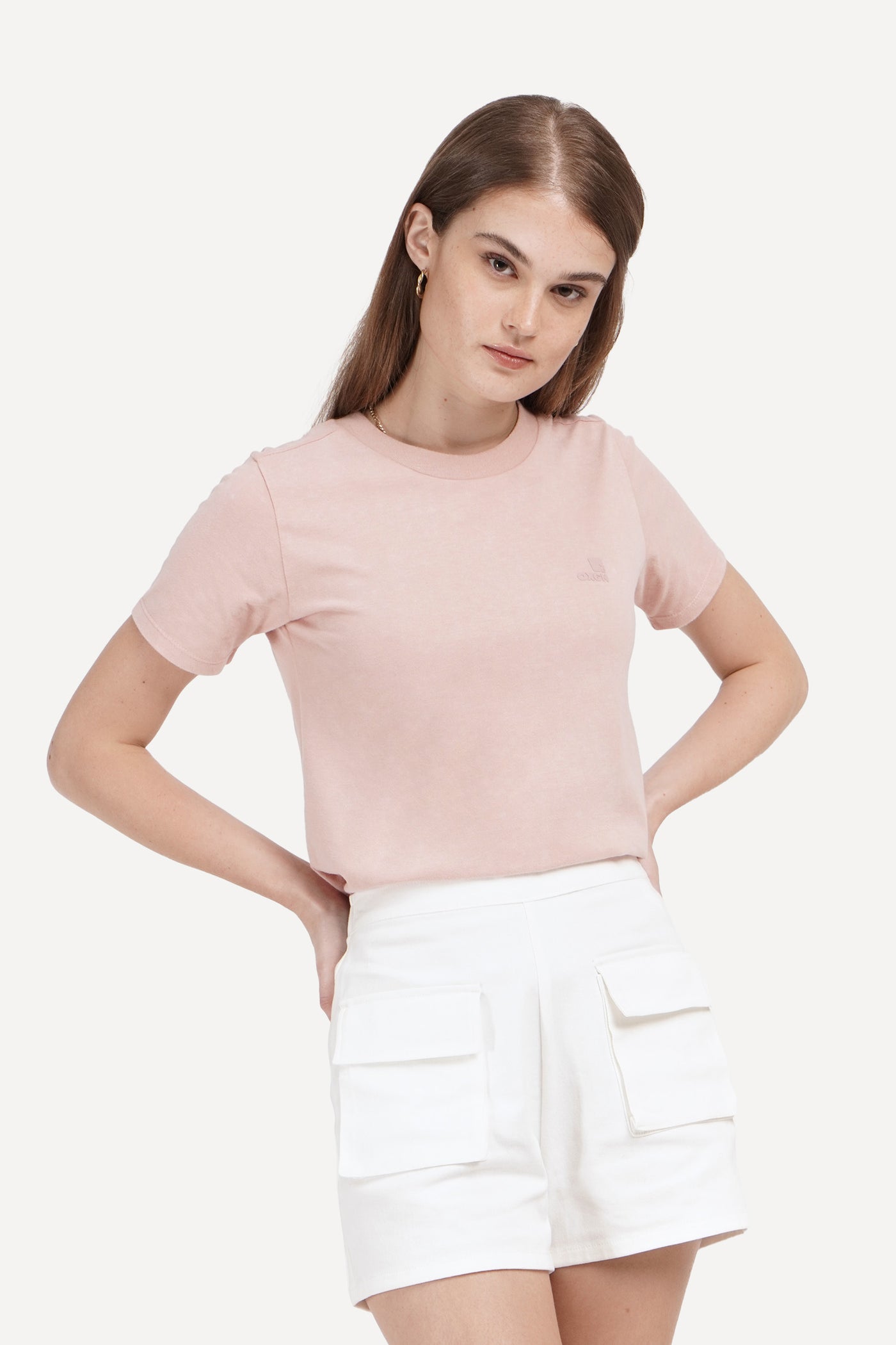 967680-Cream (1).jpg