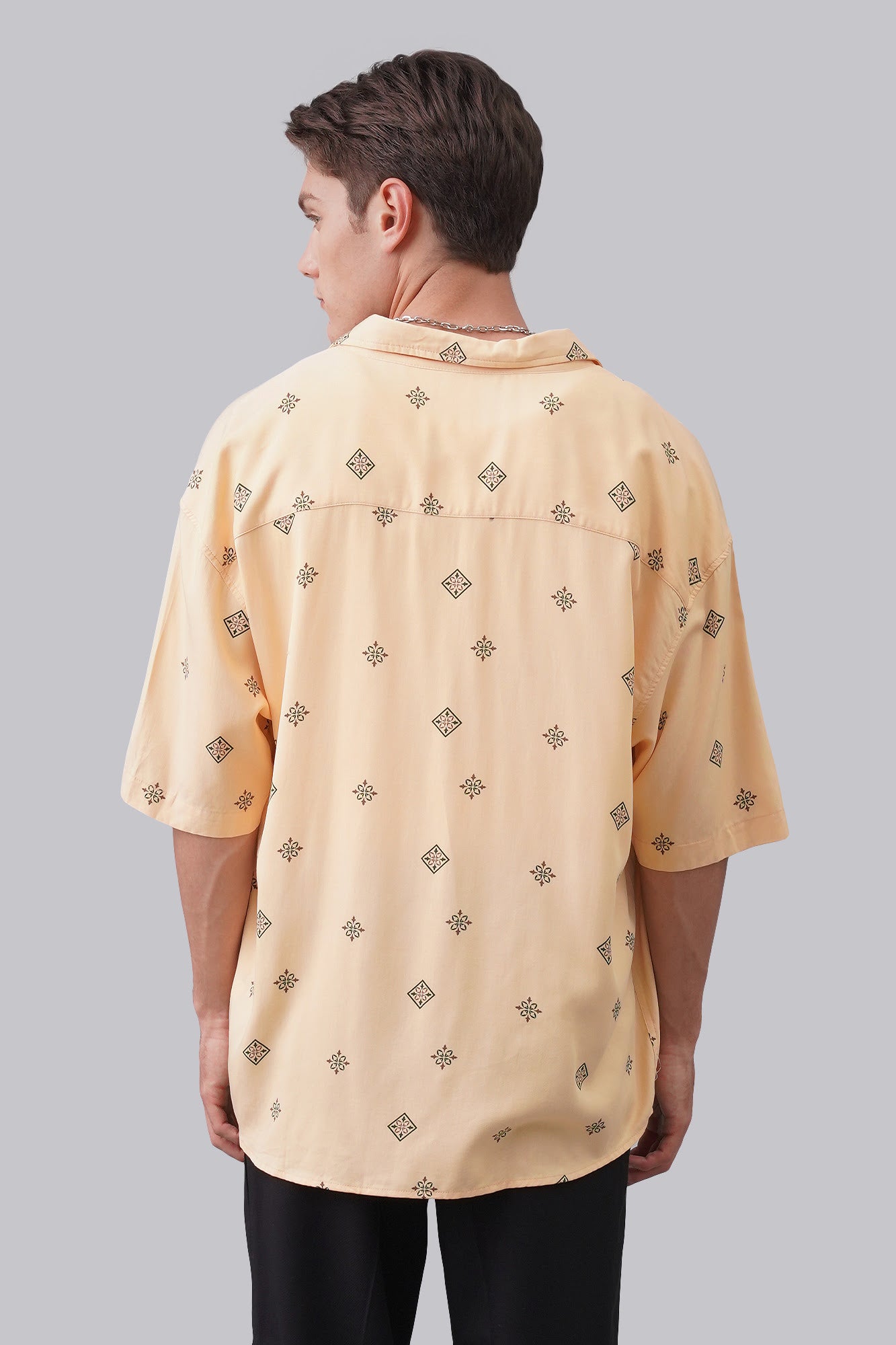 Men's Relaxed Patterned Shirt With All Over Print