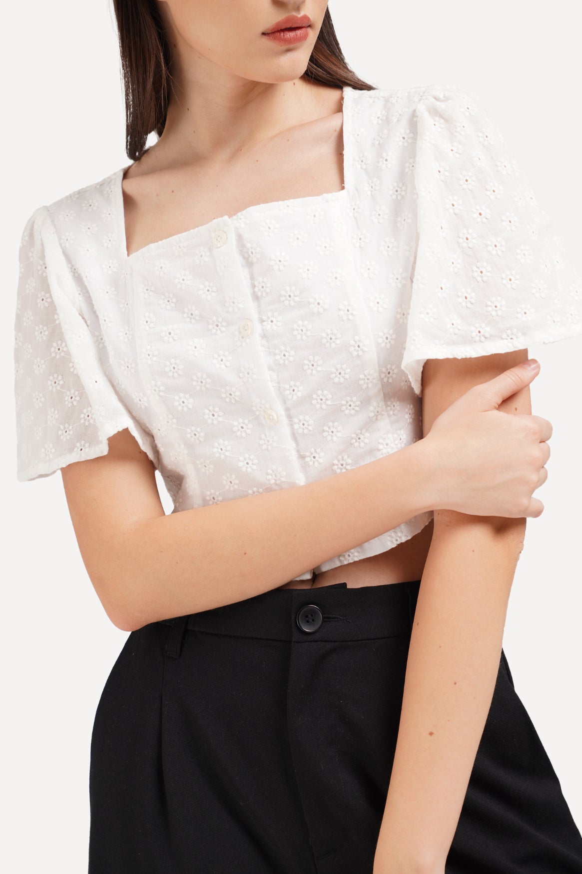 969665-White (3).jpg
