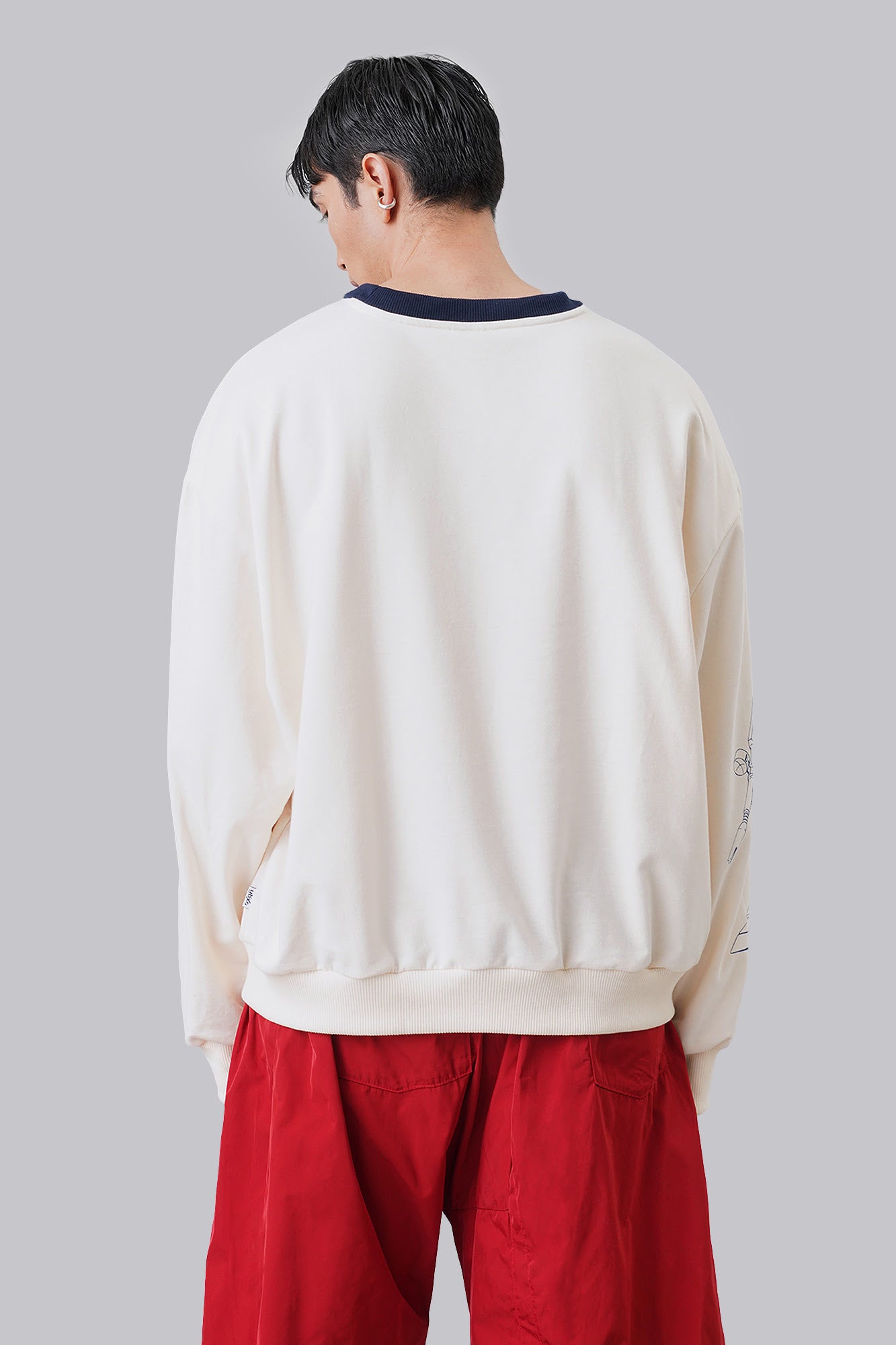 969891-Off White (4).jpg