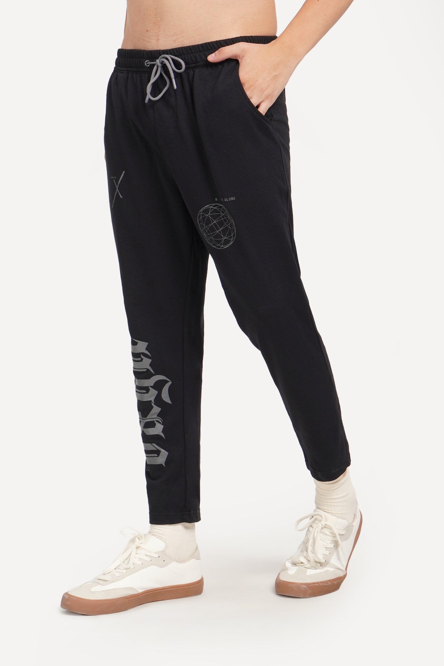 970975-Black (1).jpg