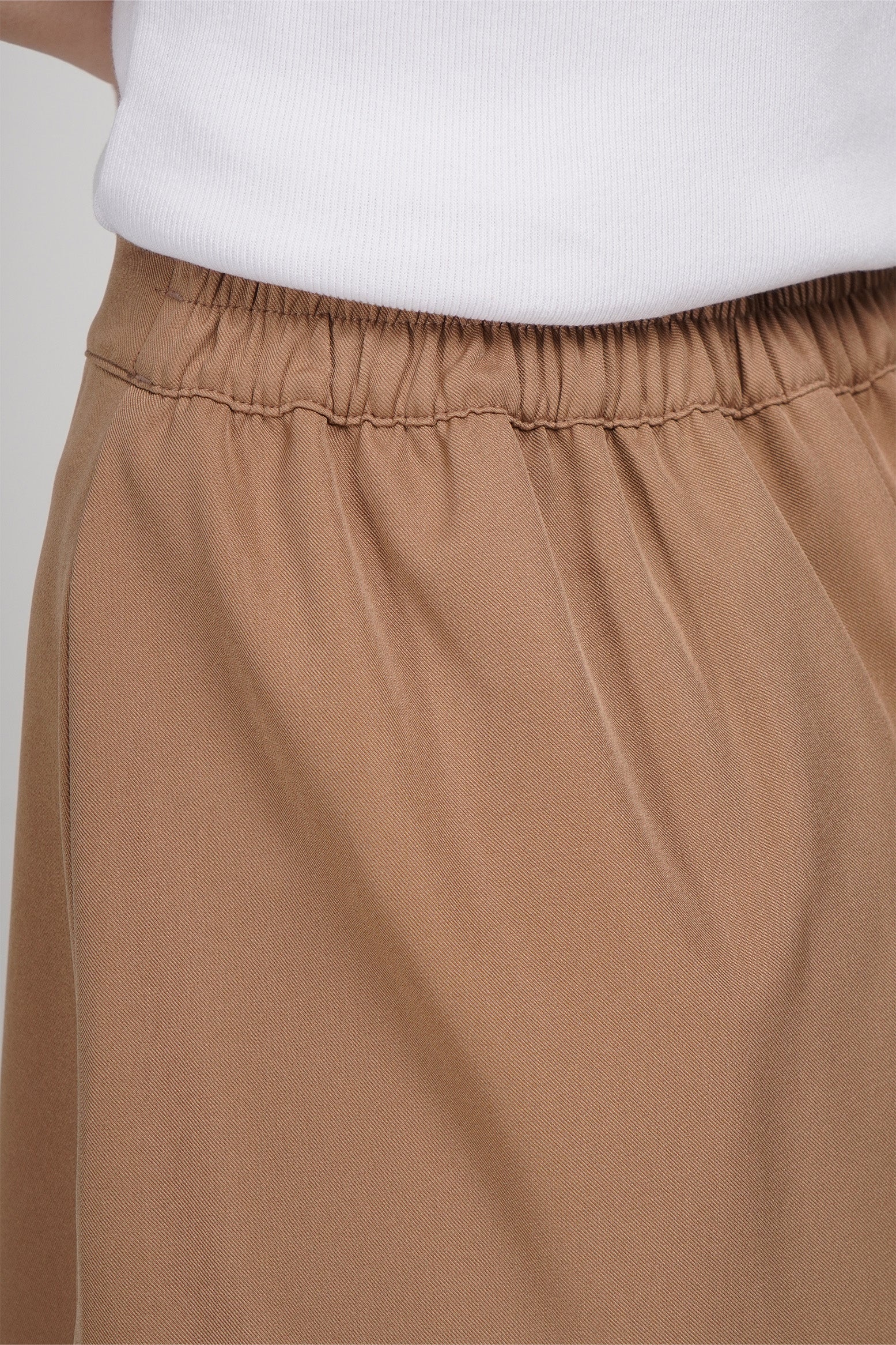 971584-Brown (1).jpg