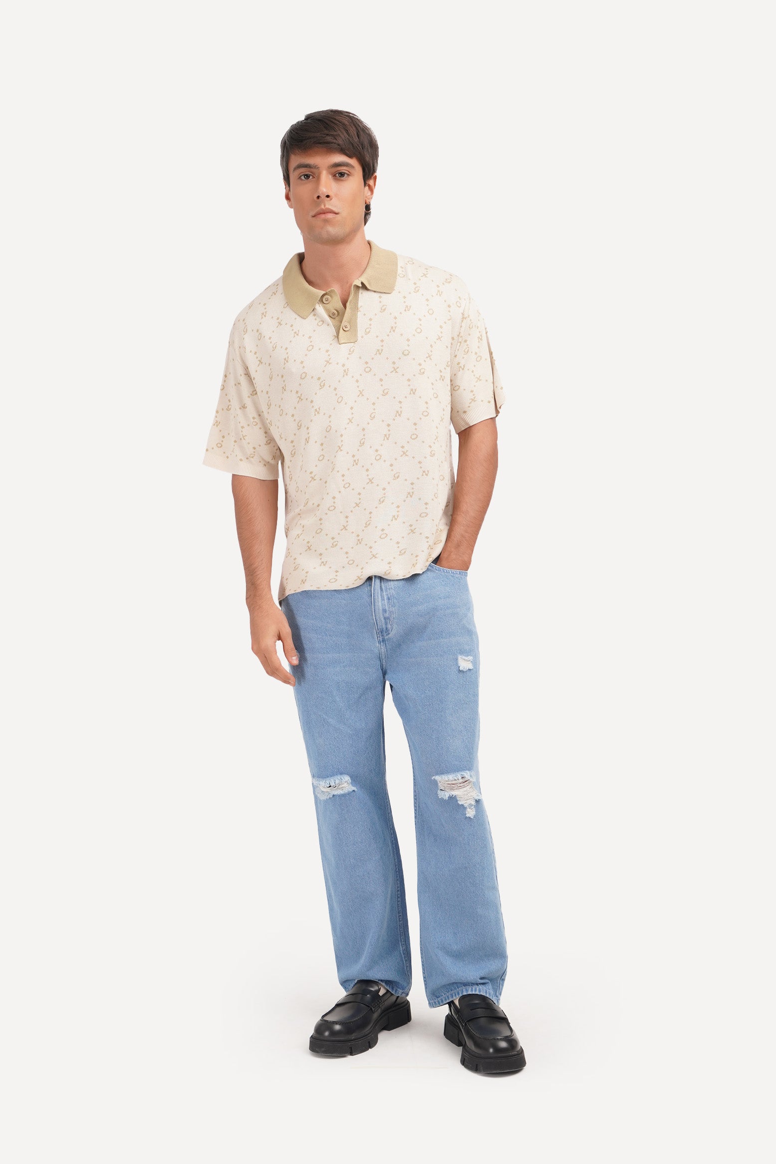 972745-Off White (1).jpg