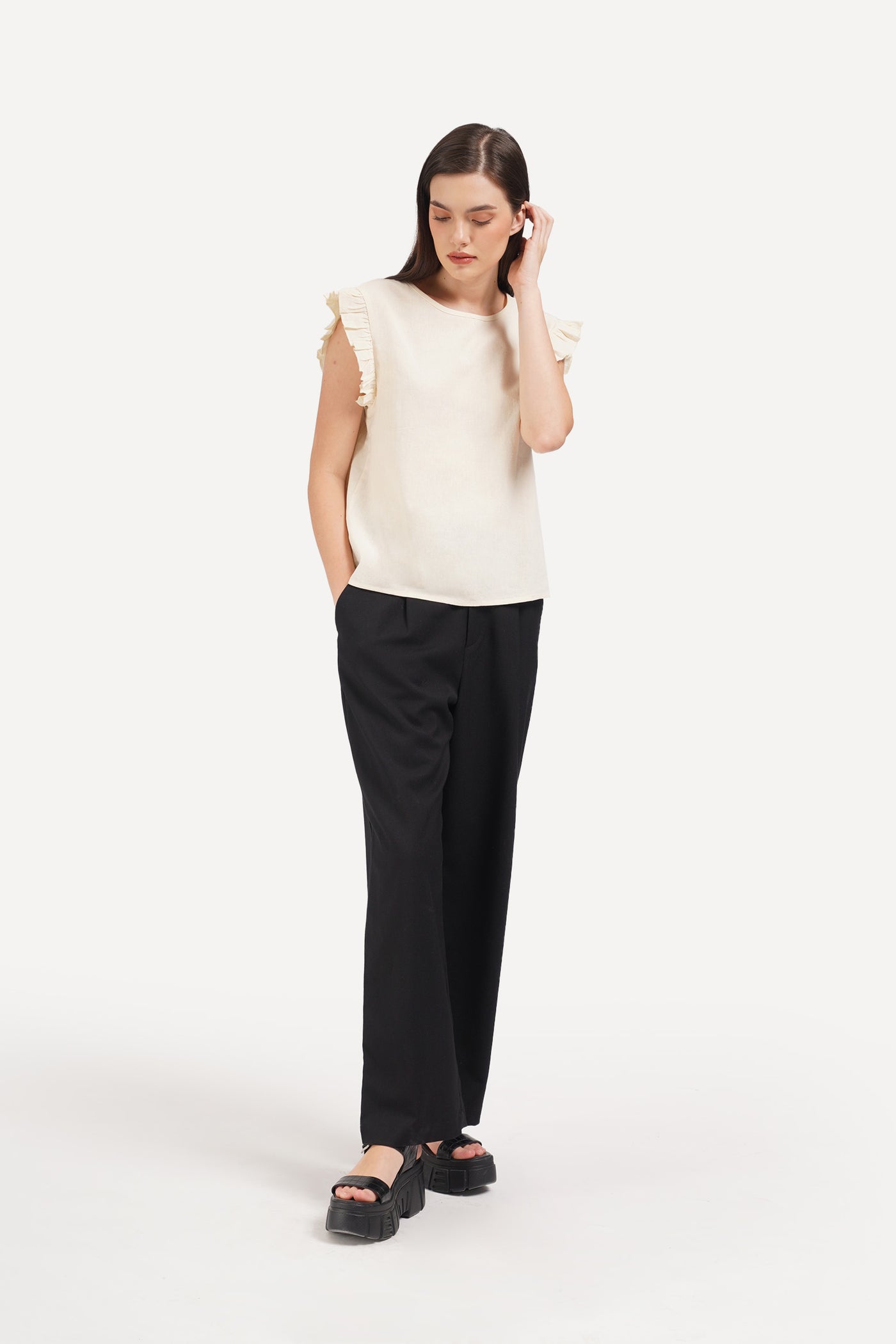 972808-Off White (1).jpg
