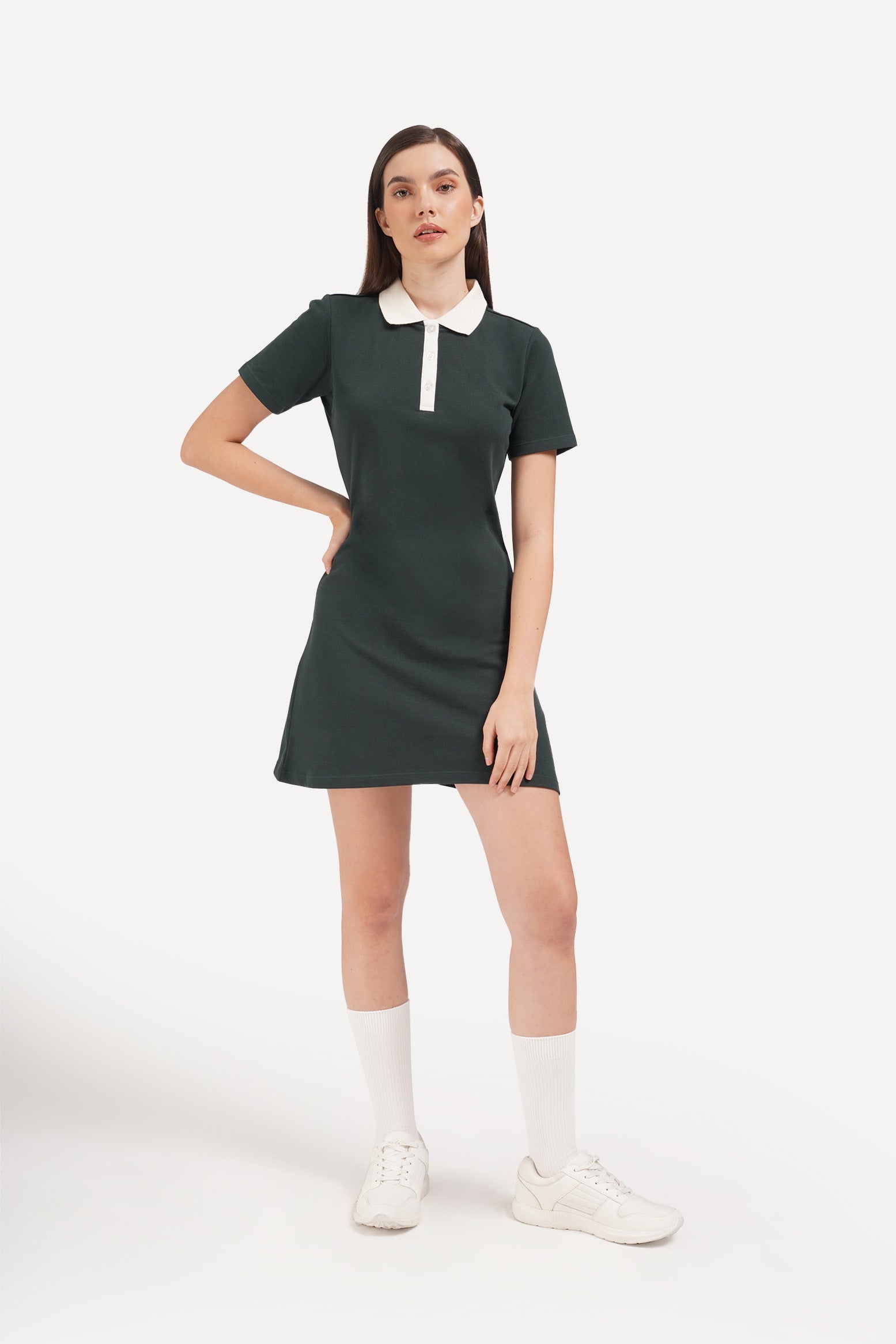 973537-Green (2).jpg