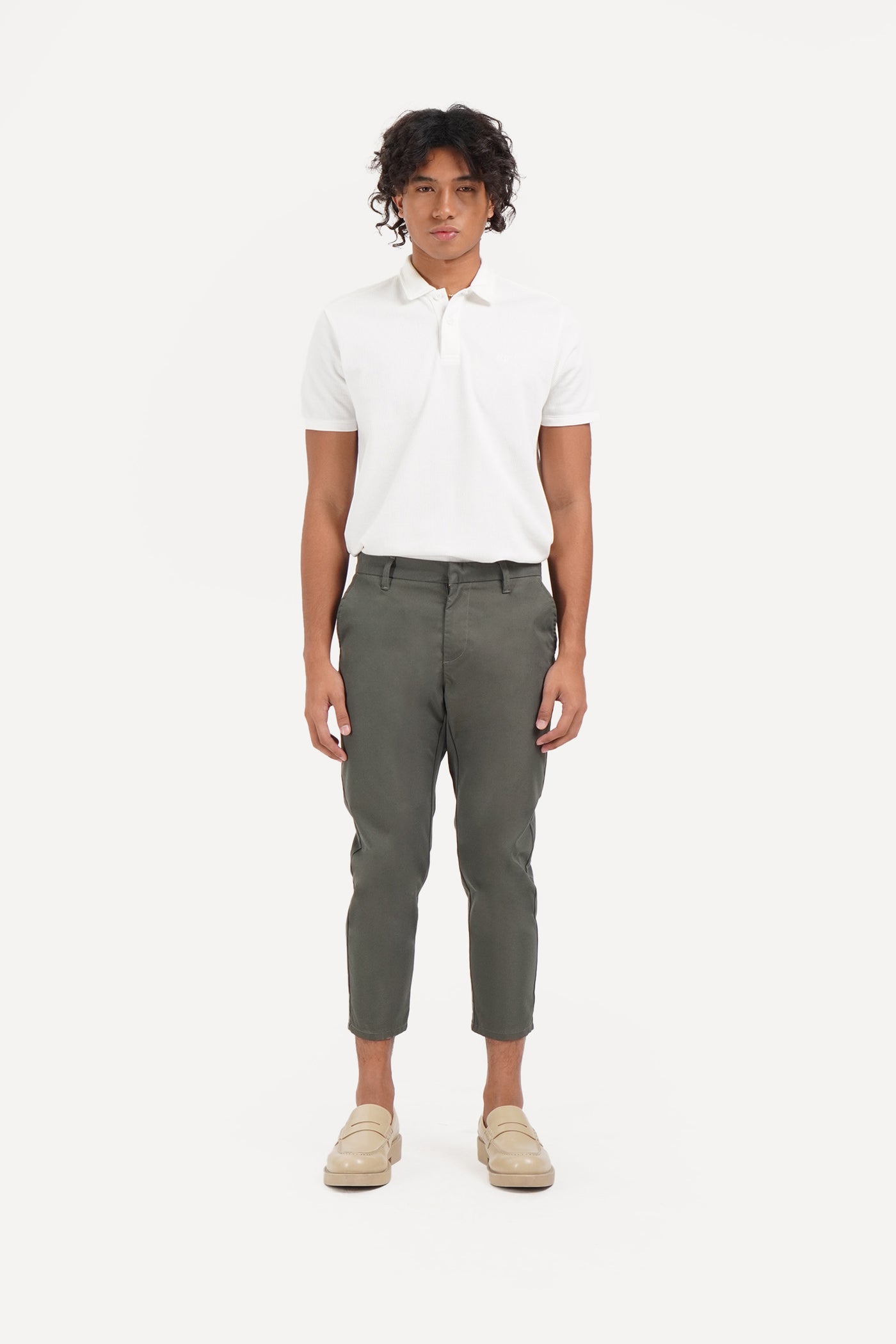 974441-Off White (1).jpg