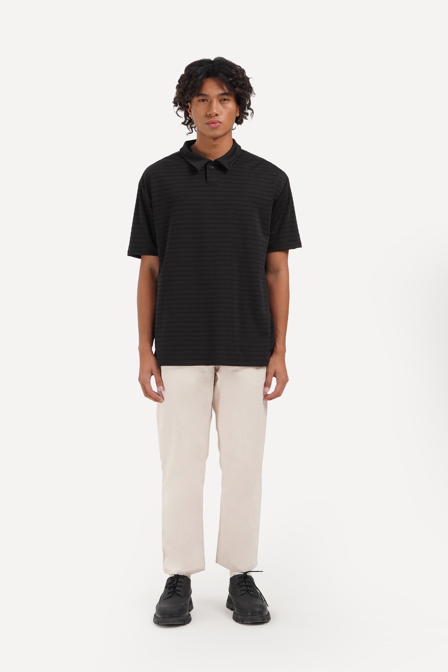 974656-Black (3).jpg
