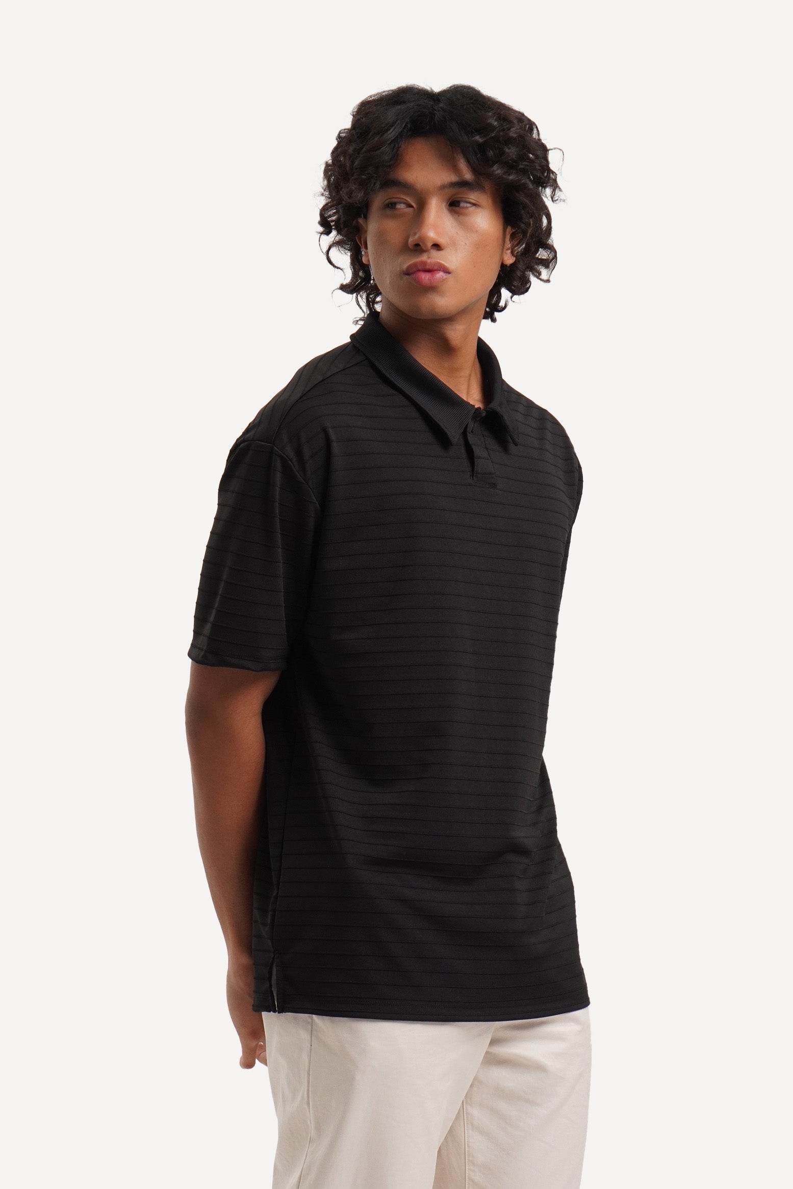 974656-Black (4).jpg