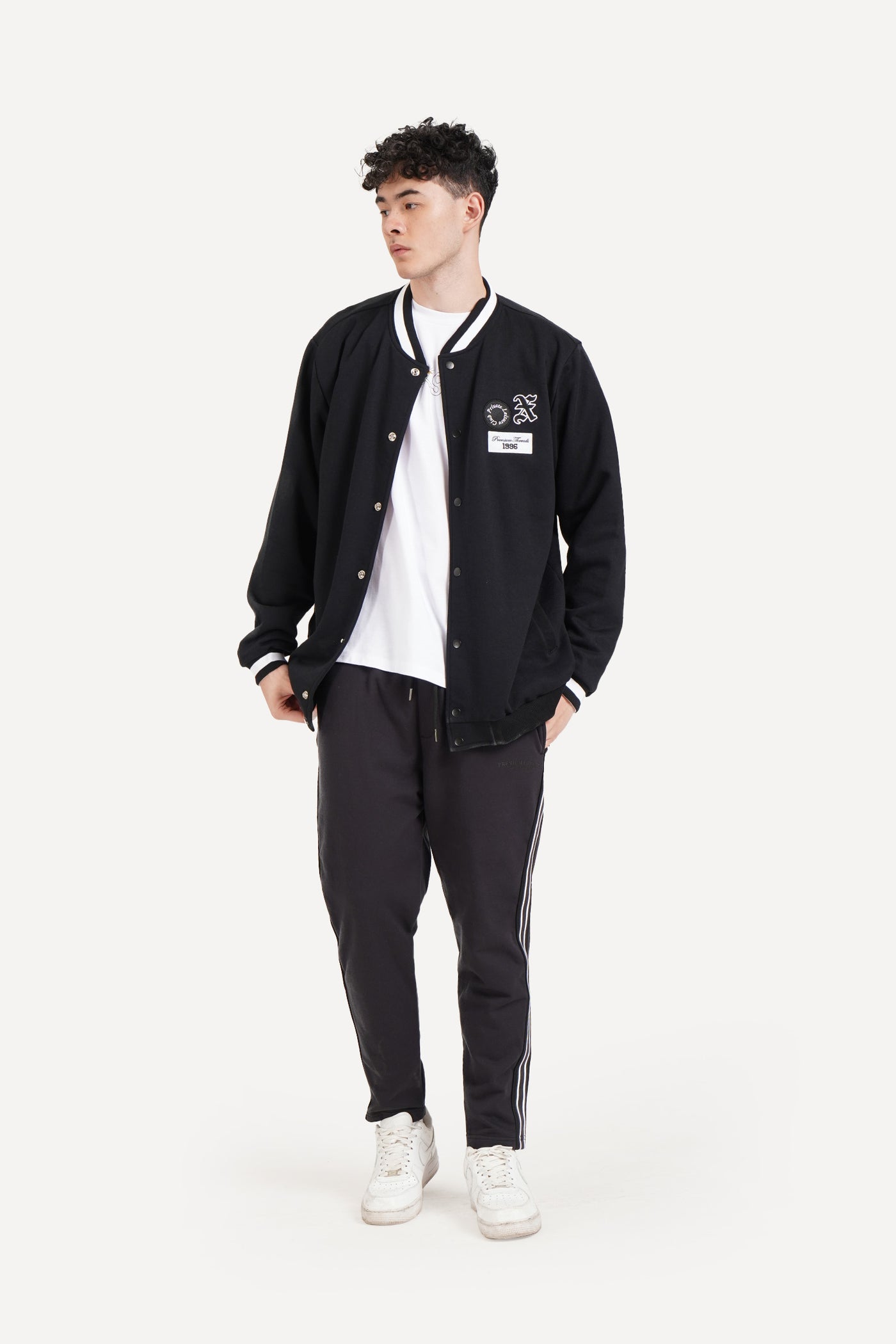 975292-Black (1).jpg