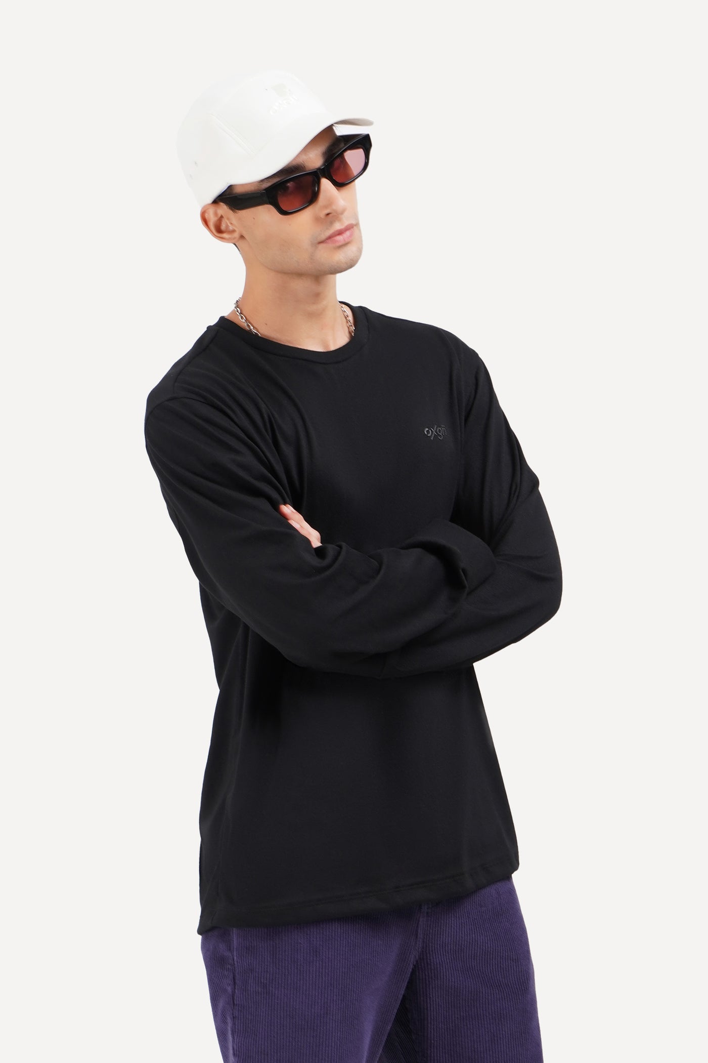 975379-Black (4).jpg