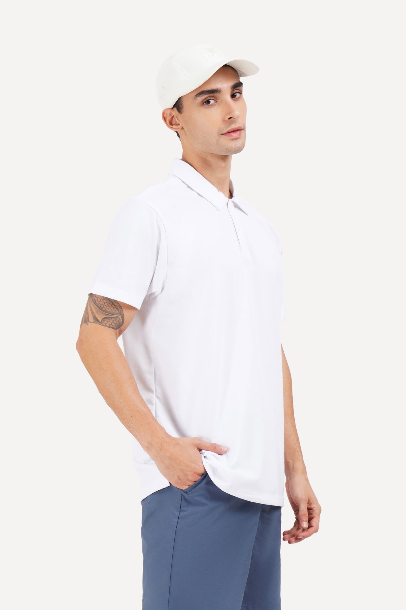 975495-White (4).jpg