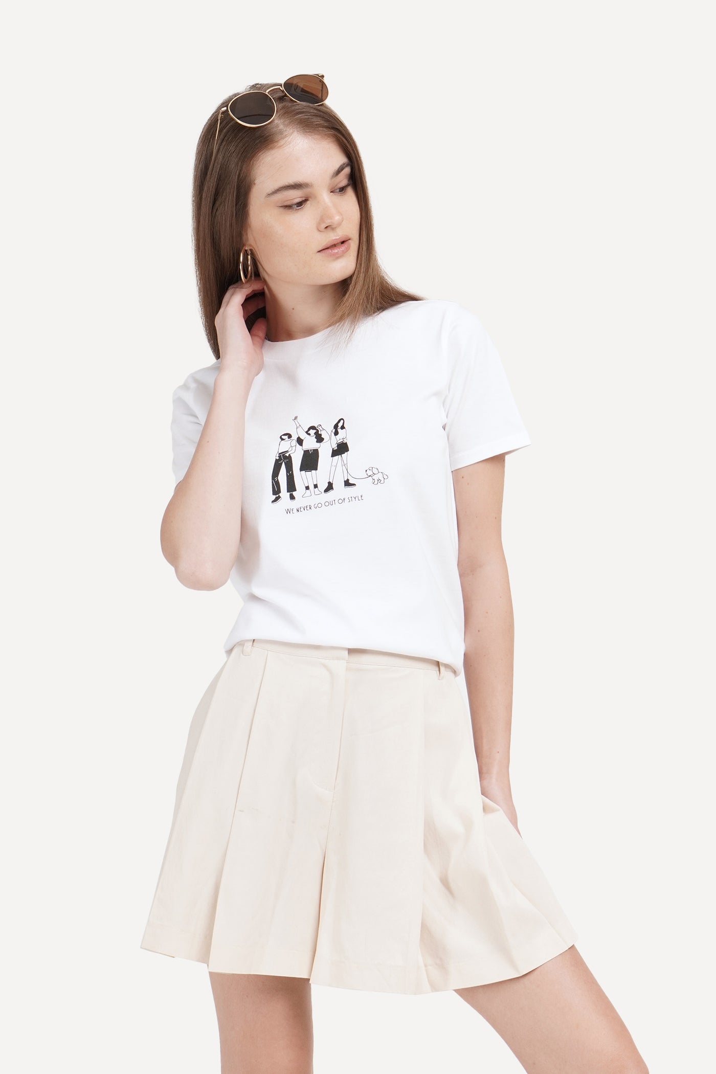 975889-White (4).jpg