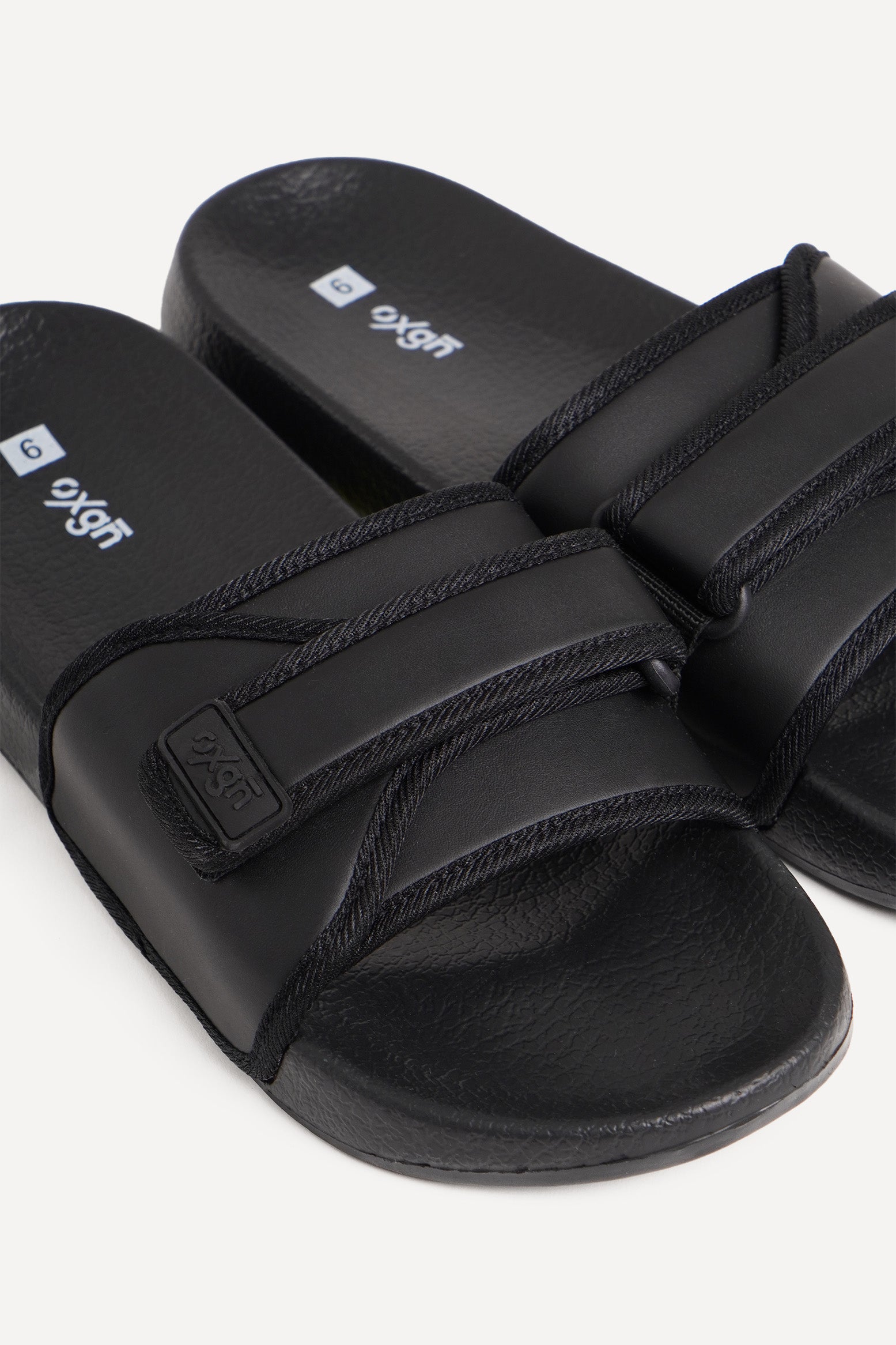 976426-Black (2).jpg
