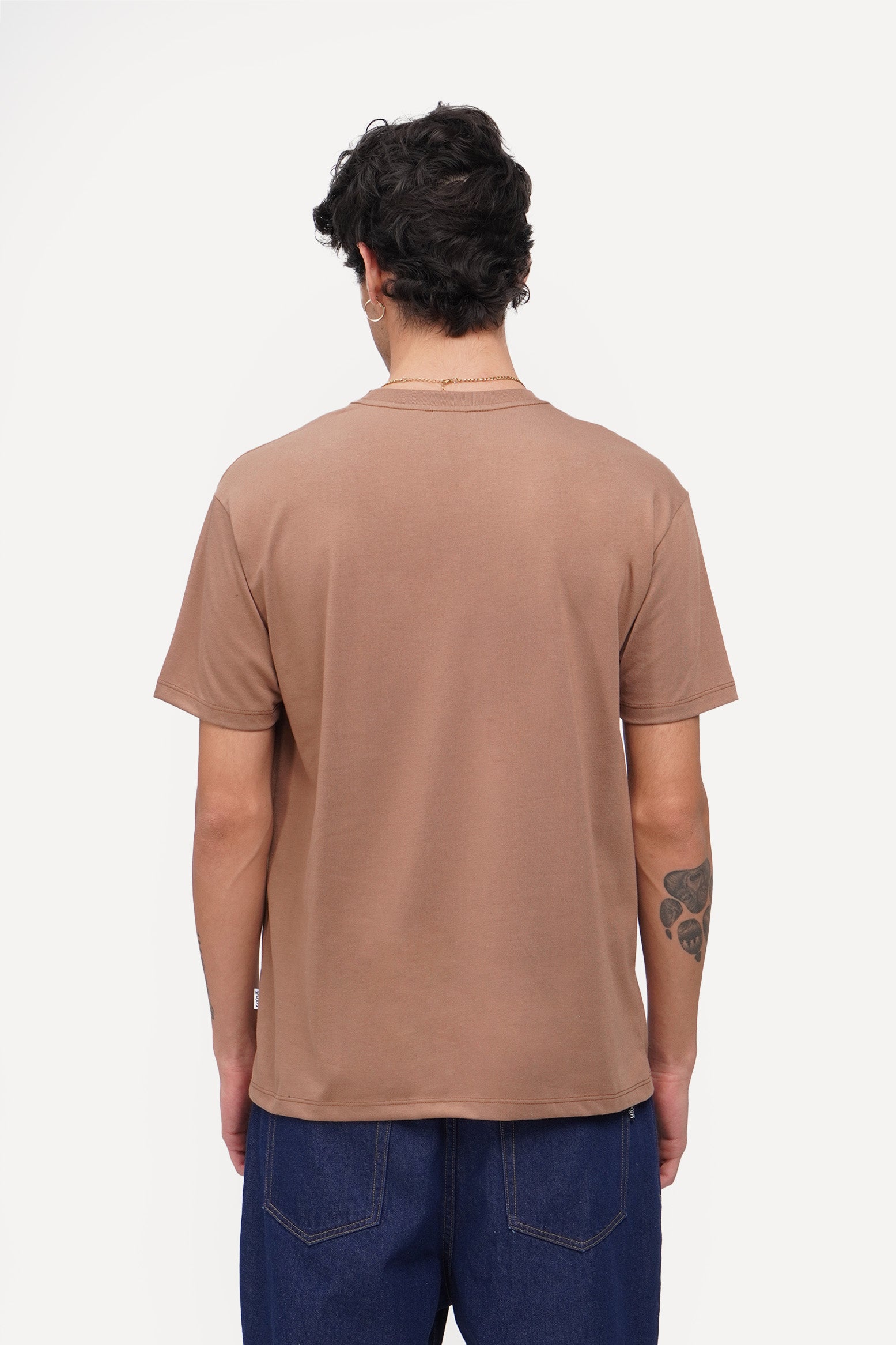 976680-Brown (1).jpg