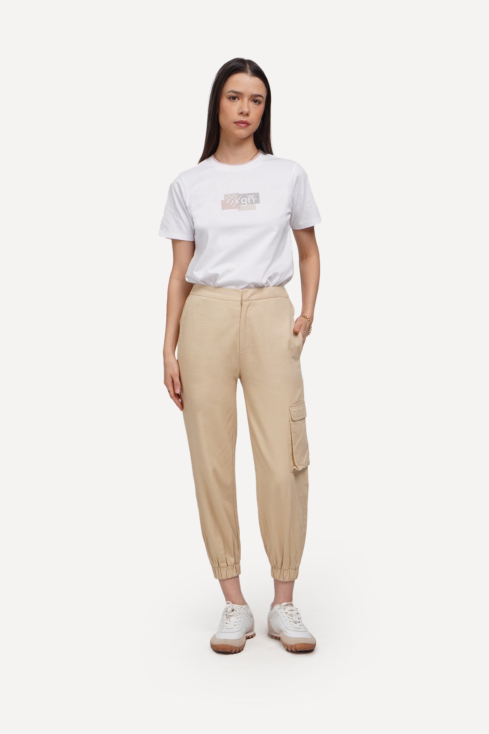 978713-Off White (4).jpg